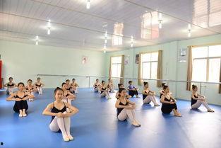 独家爆料艺术学校极品舞蹈生