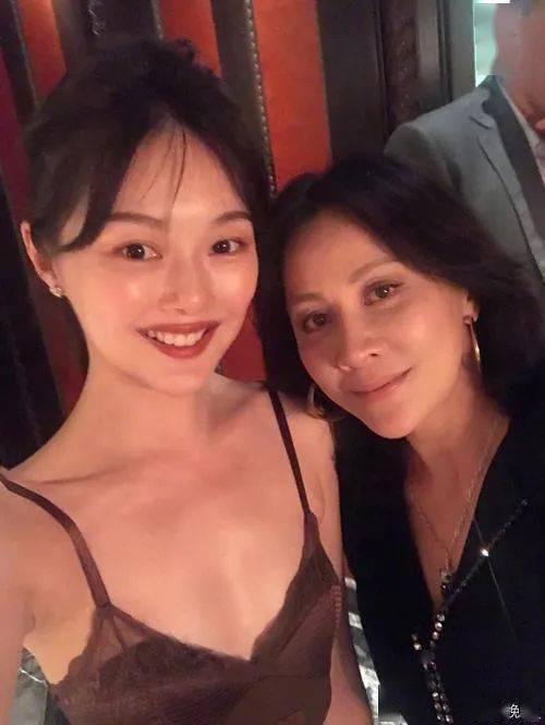 网红黑料网站.明星黑料大全,揭秘网红与明星背后的黑料真相